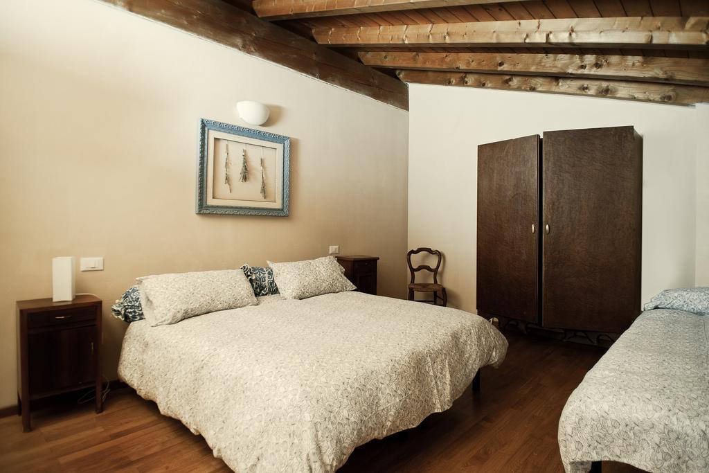 Вилла Cascina Clarabella Исео Номер фото
